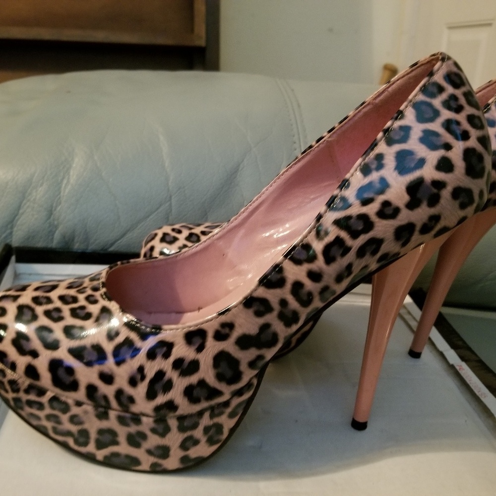 Sz 10 pink leopard print heels - Picture 8 of 8